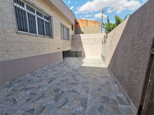 Casa à venda com 3 quartos em Interlagos, São Paulo, SP