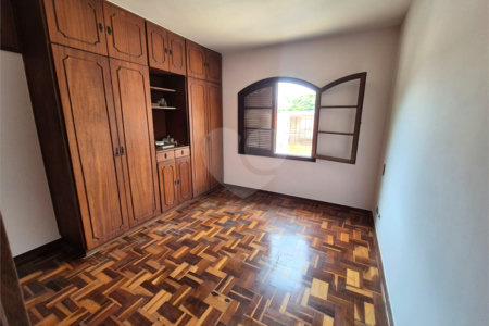 Sobrado à venda com 3 quartos, sendo 1 suíte, em Vila São Francisco, São Paulo, SP