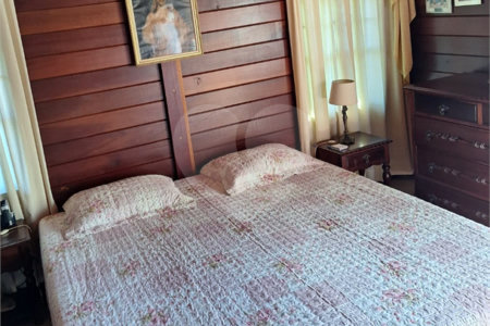 Casa em condomínio à venda com 4 quartos, sendo 2 suítes, no Centro, Bom Jesus dos Perdões, SP