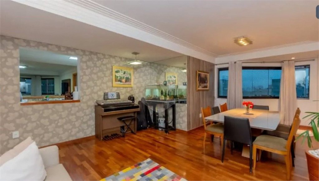 Apartamento à venda com 2 quartos, sendo 1 suíte,  em Independência, São Bernardo do Campo, SP
