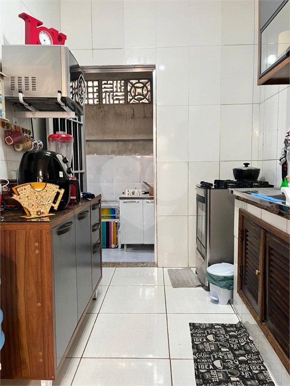 Casa à venda com 2 quartos, sendo 1 suíte,  em Caminho de Búzios, Cabo Frio, RJ