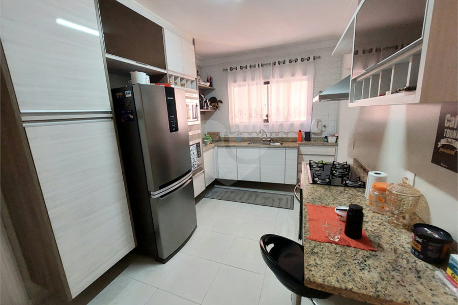 Sobrado à venda com 3 quartos, sendo 1 suíte, em Jaraguá, São Paulo, SP