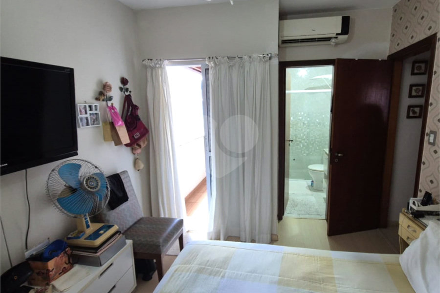 Casa à venda com 3 quartos, sendo 1 suíte, no condomínio Indefinido_ernani Pinto_439, São Paulo - SP