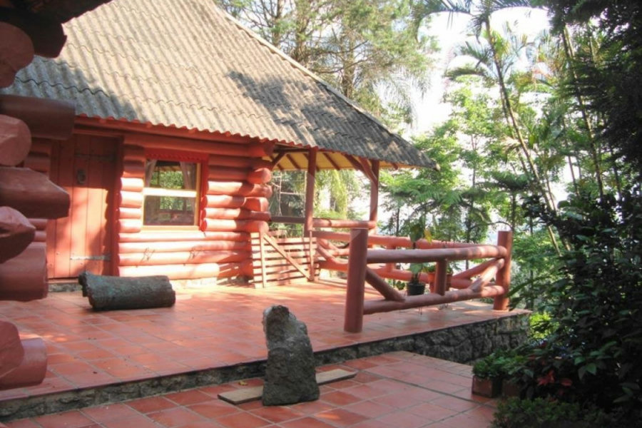Casa à venda com 3 quartos, sendo 2 suítes, no condomínio Jardim Ibiratiba, São Paulo - SP