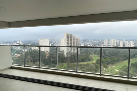 Apartamento à venda com 3 suítes em Vila Sofia, São Paulo, SP