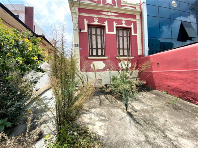 Casa Térrea à venda com 4 quartos em Santana, São Paulo, SP