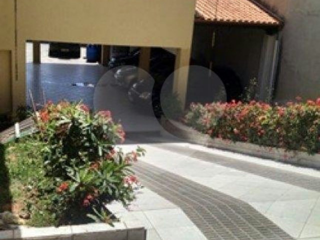 Casa Térrea à venda com 5 quartos, sendo 2 suítes,  em Jardim Vila Galvão, Guarulhos, SP
