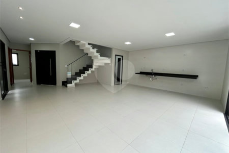 Casa à venda com 3 quartos, sendo 1 suíte, no condomínio Ibiti Reserva, Sorocaba - SP