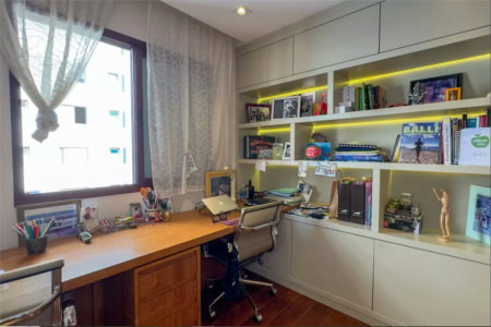 Apartamento à venda com 3 quartos, sendo 1 suíte, em Brooklin Paulista, São Paulo, SP