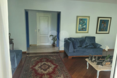 Apartamento à venda com 3 quartos, sendo 2 suítes, em Vila Uberabinha, São Paulo, SP