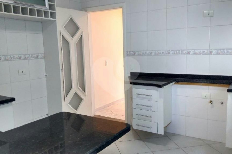Sobrado para alugar com 3 suítes em Jardim São Paulo(zona Norte), São Paulo, SP