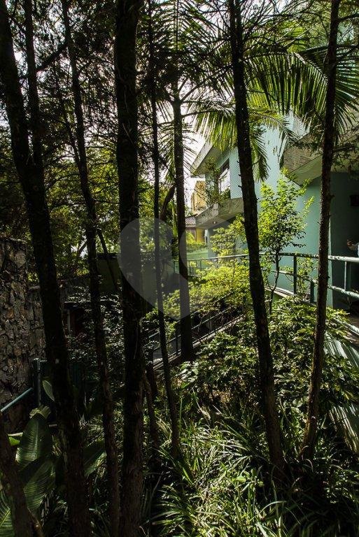 Sobrado à venda com 4 suítes em Morumbi, São Paulo, SP