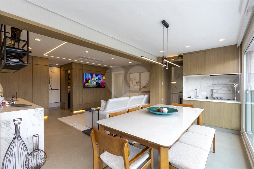 Apartamento à venda com 3 suítes em Vila Mogilar, Mogi das Cruzes, SP