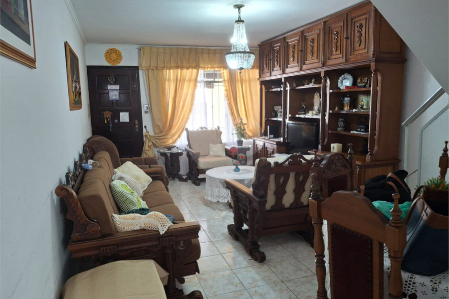Sobrado à venda com 4 quartos em Limão, São Paulo, SP