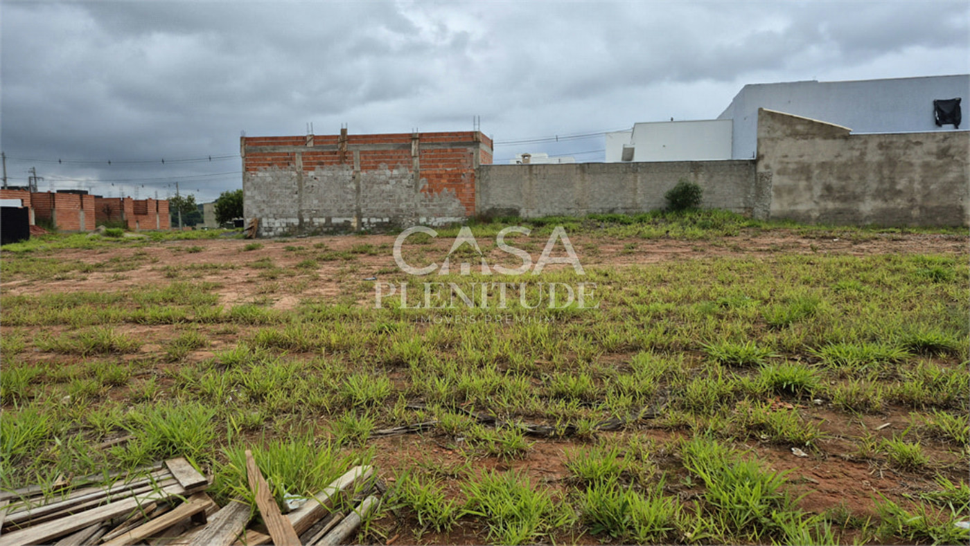 Terreno em condomínio à venda em Jardim São Lucas, Salto de Pirapora, SP