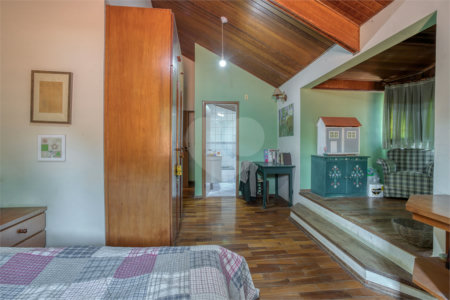 Casa à venda com 6 suítes em Alto da Boa Vista, São Paulo, SP