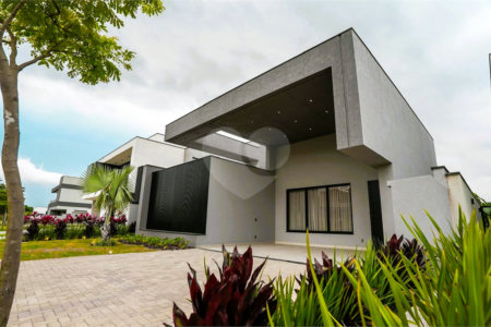 Casa à venda com 4 suítes no condomínio Alphaville Nova Esplanada 4, Votorantim - SP