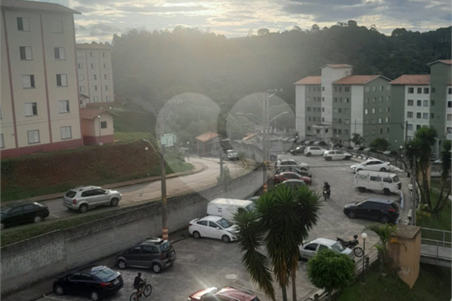 Apartamento à venda com 2 quartos em Cidade Tiradentes, São Paulo, SP