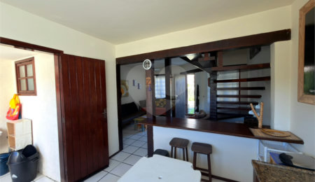 Casa em condomínio à venda com 2 suítes em Peró, Cabo Frio, RJ