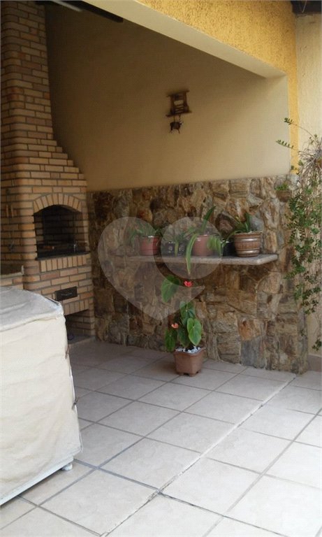 Sobrado à venda com 4 suítes em Vila Carrão, São Paulo, SP