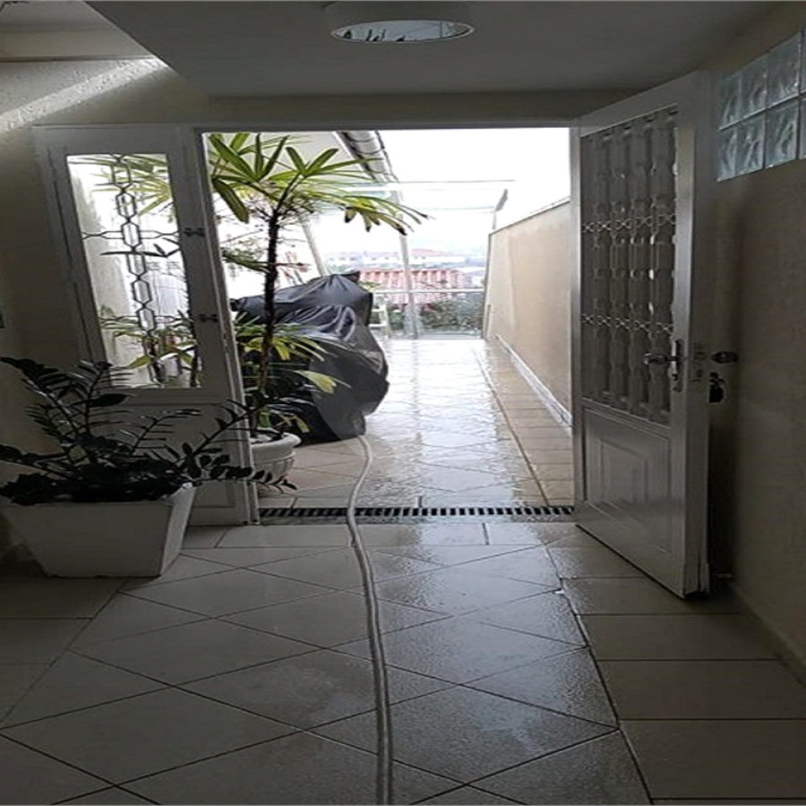 Casa Térrea à venda com 3 quartos, sendo 2 suítes, em Vila Mazzei, São Paulo, SP