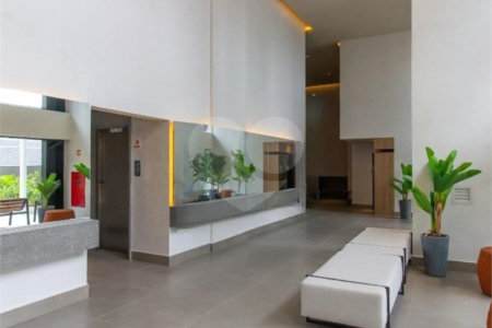 Apartamento à venda com 2 quartos, sendo 1 suíte,  em Vila Romana, São Paulo, SP