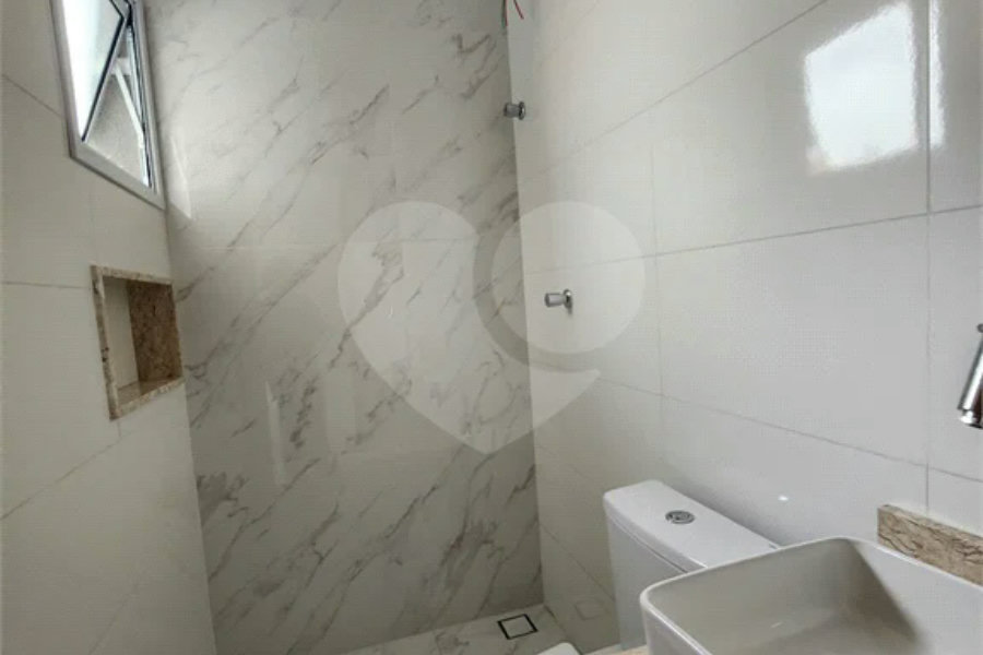 Sobrado à venda com 3 suítes em Vila Mazzei, São Paulo, SP