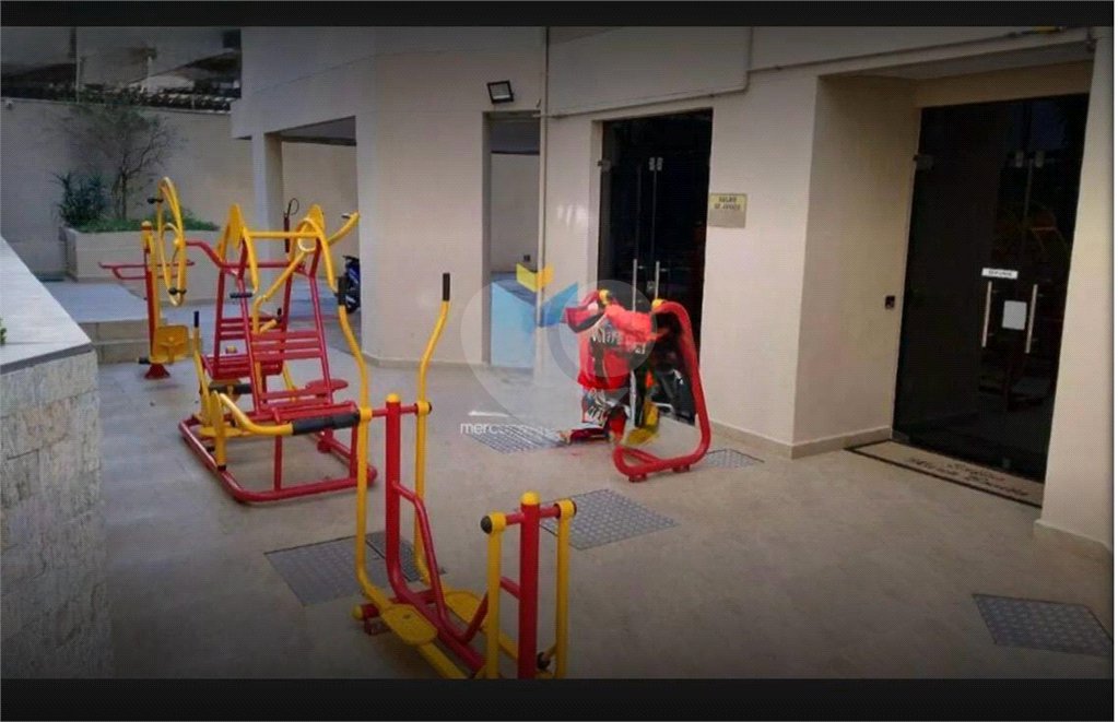 Apartamento à venda com 3 quartos, sendo 1 suíte,  em Jardim Simus, Sorocaba, SP