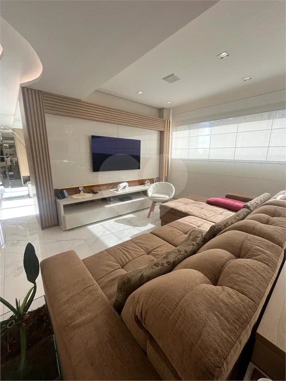 Apartamento à venda com 3 suítes em Santa Teresinha, São Paulo, SP