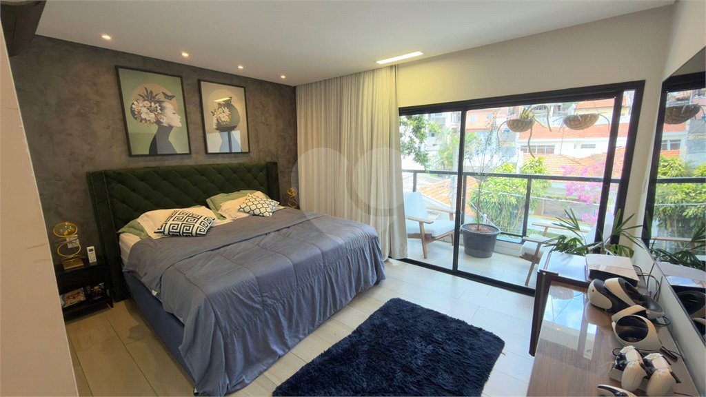 Sobrado à venda com 3 quartos, sendo 1 suíte, em Vila Paulicéia, São Paulo, SP