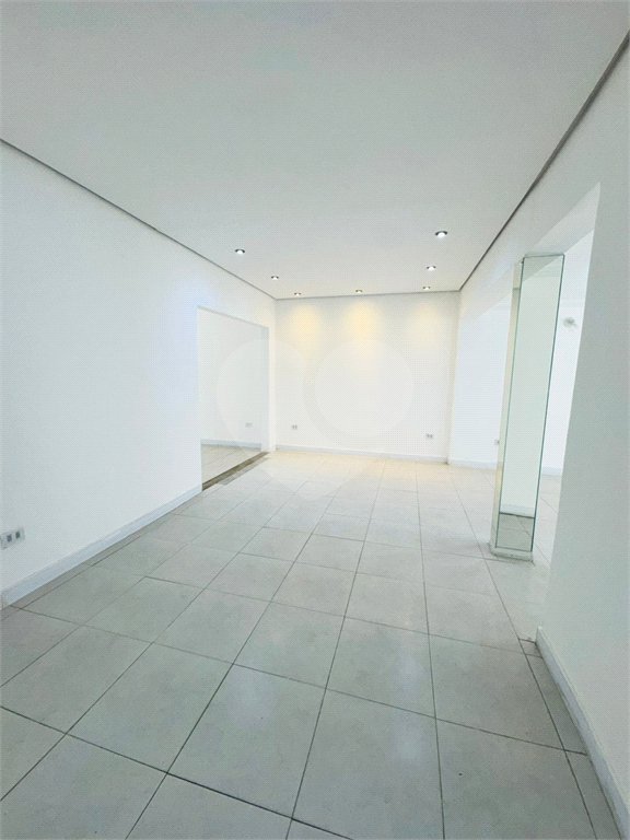 Casa à venda com 3 quartos, sendo 1 suíte, em Vila Galvão, Guarulhos, SP