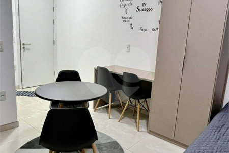 Apartamento à venda com 1 quarto em Parada Inglesa, São Paulo, SP