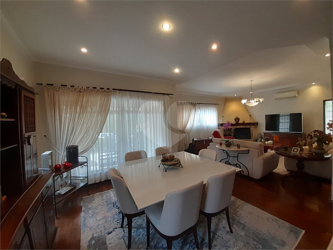 Casa à venda com 4 quartos, sendo 2 suítes,  em Jardim Floresta, São Paulo, SP