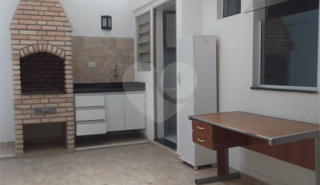 Casa à venda com 3 quartos, sendo 1 suíte, no Centro, Mogi das Cruzes, SP