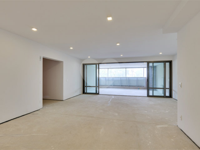 Apartamento à venda com 4 suítes em Campo Belo, São Paulo, SP