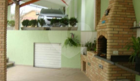 Sobrado à venda com 2 suítes em Tremembé, São Paulo, SP