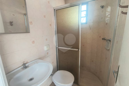 Casa à venda com 3 quartos, sendo 1 suíte, em Vila Santana, Araraquara, SP