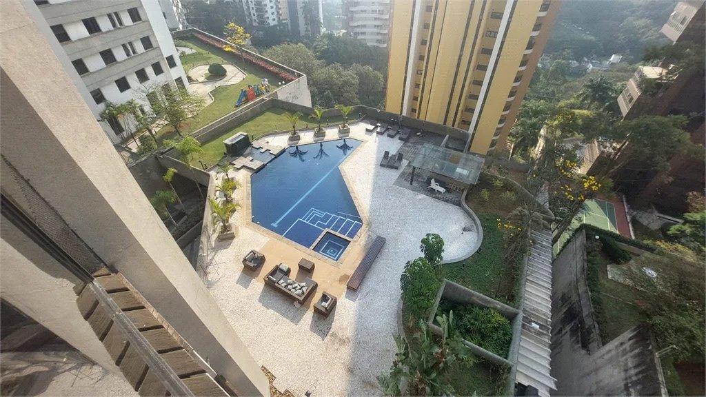 Apartamento à venda com 1 suíte em Vila Suzana, São Paulo, SP