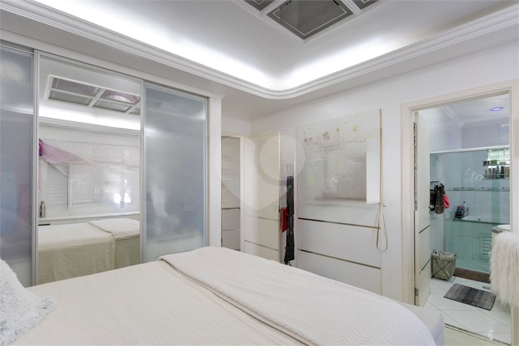 Sobrado à venda com 4 quartos, sendo 3 suítes, em Tucuruvi, São Paulo, SP