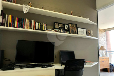 Apartamento à venda com 2 quartos, sendo 1 suíte, em Vila Mariana, São Paulo, SP