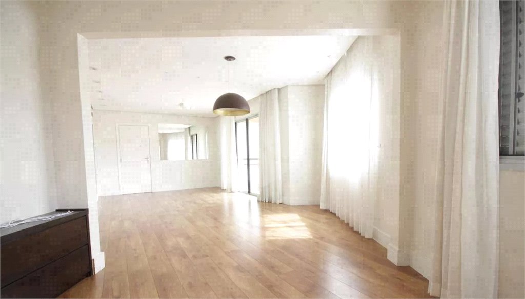 Apartamento à venda com 2 quartos, sendo 1 suíte,  em Jardim Ampliação, São Paulo, SP