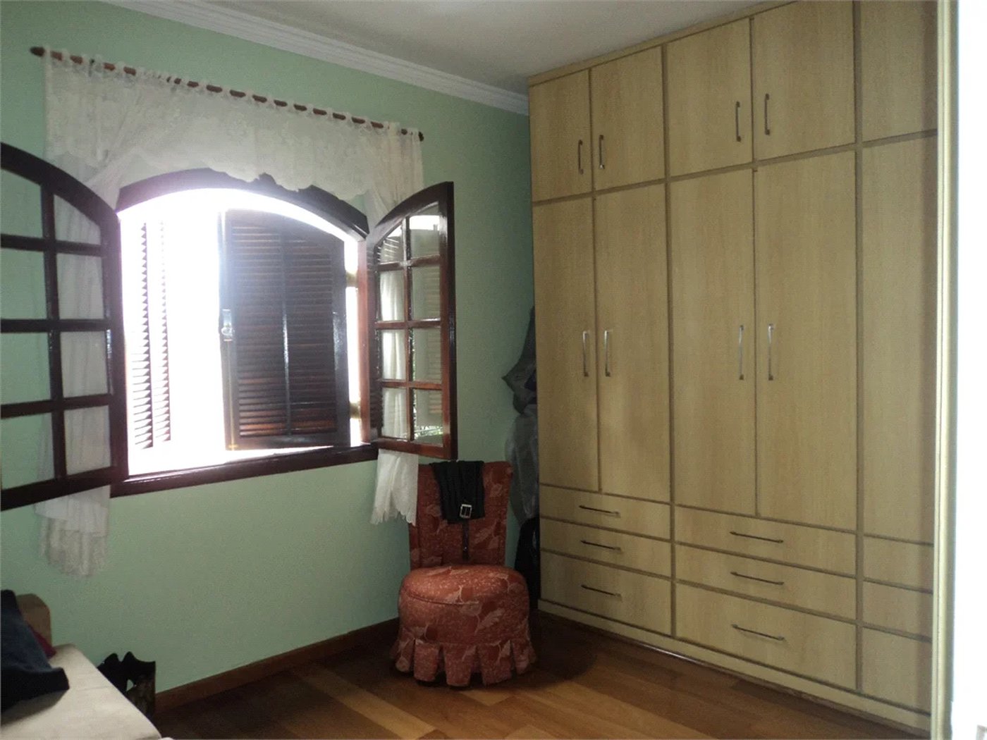 Sobrado à venda com 3 quartos, sendo 1 suíte, em Jaguaré, São Paulo, SP