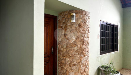 Casa à venda com 3 quartos, sendo 1 suíte,  em Vila Barth, Itapetininga, SP