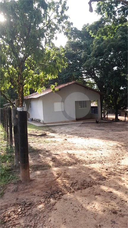 Sítio à venda com 3 quartos, sendo 1 suíte, em Recanto dos Bandeirantes, Porto Feliz, SP