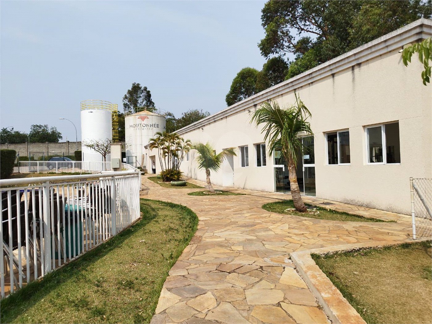 Apartamento à venda com 3 quartos, sendo 1 suíte, em Jardim Nova Era, Salto, SP