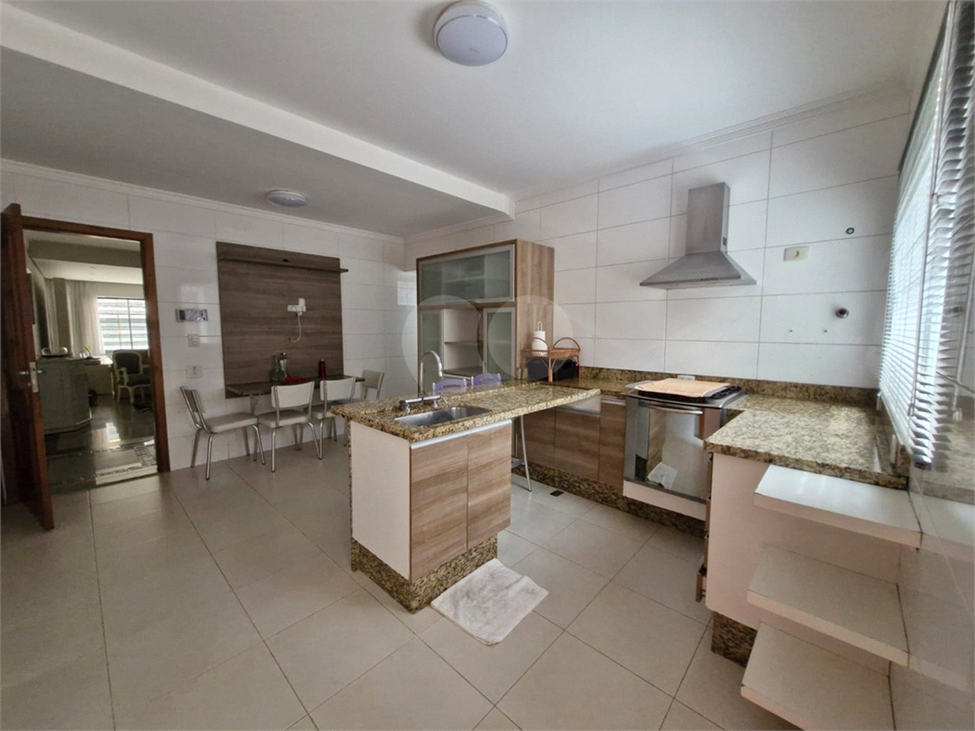 Casa à venda com 3 quartos, sendo 1 suíte,  em Santana, São Paulo, SP