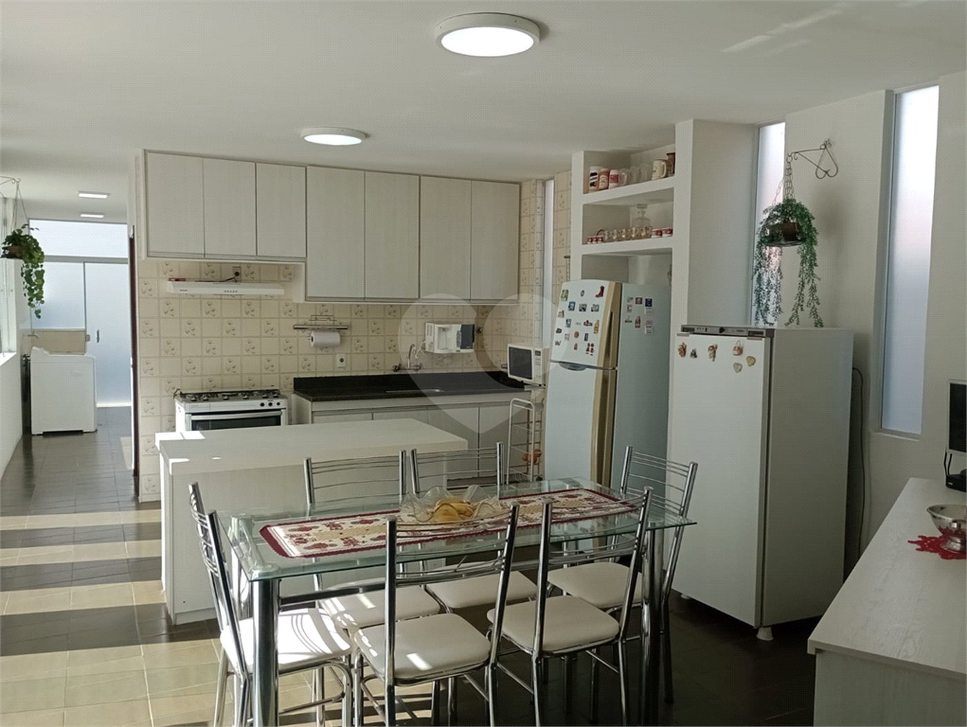 Casa à venda com 4 quartos, sendo 1 suíte, em Vila Rosa, Itapetininga, SP