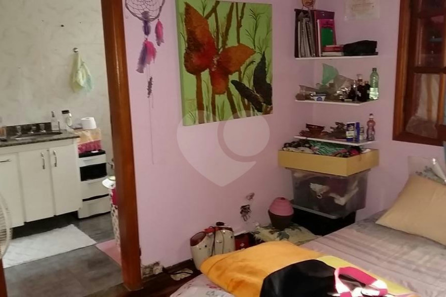 Sobrado à venda com 4 quartos, sendo 2 suítes, em Tremembé, São Paulo, SP
