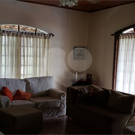 Sitio para venda.