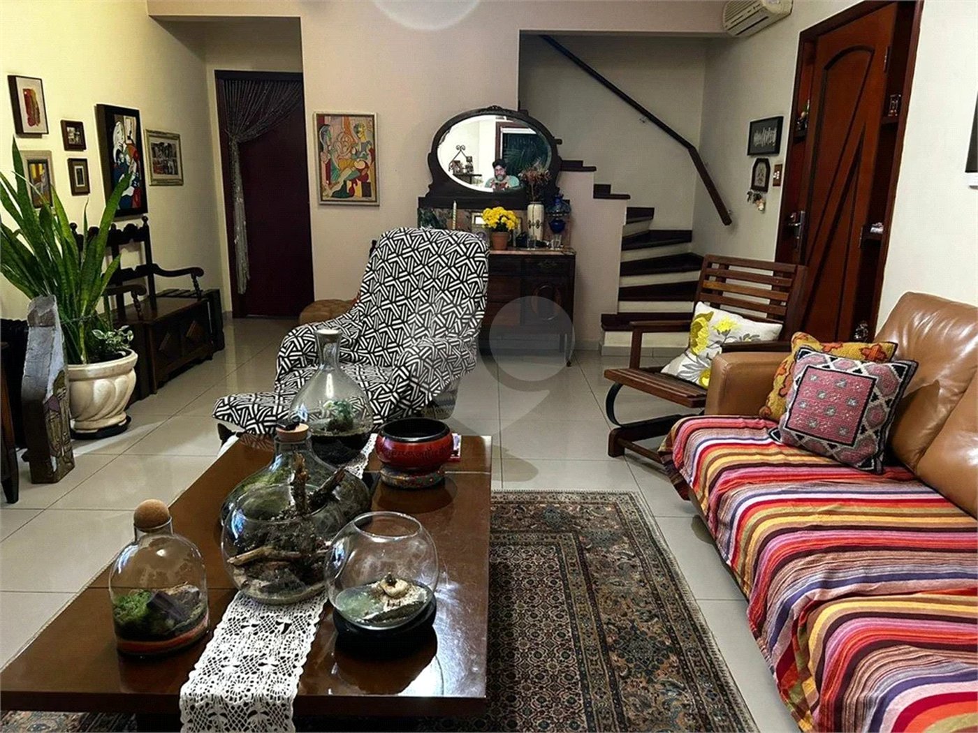 Excelente Sobrado na Vila Matilde. Venha fazer uma visita.